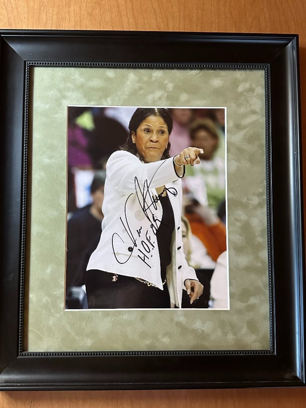 C. Vivian Stringer Autographed 8x 10 Photo HOF COA
